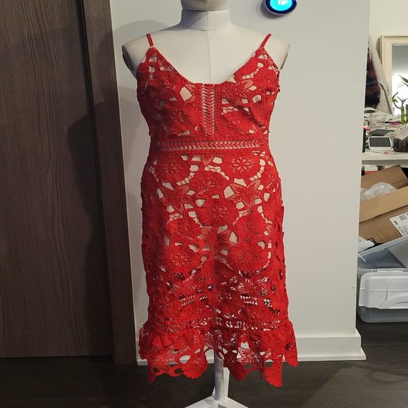 Red Lace floral dress (Just Me, Nordstrom) Size M - Picture 2 of 12